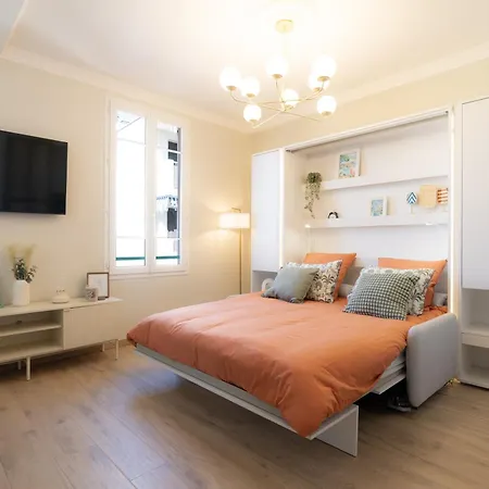 Le Soleil, Juan Les Pins, 2 Min Walk To Beach, Ac, Last Floor! 公寓 *